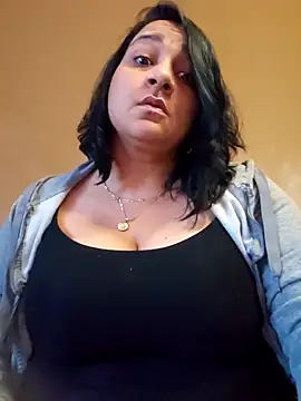 Snapshot of paulinaDiaz1 chatting on October 7, 2025, 5:32 pm paulinaDiaz1 online show from October 7, 2025, 5:32 pm