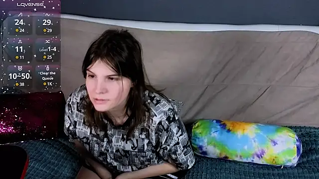 Ruyjin Choi online show from February 19, 2025, 3:49 pm