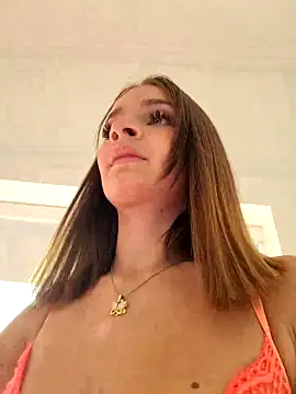 Alicia barbie online show from March 2, 2025, 1:38 pm