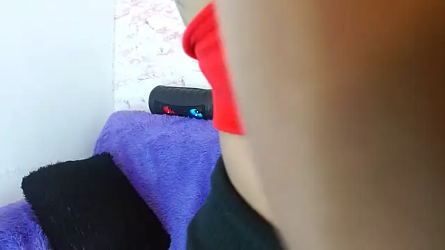 anahi  s online show from December 1, 2025, 7:52 pm