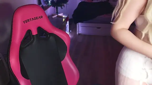 ce leste   online show from December 30, 2024, 4:51 pm