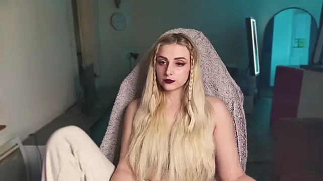 ce leste   online show from January 27, 2025, 8:07 pm