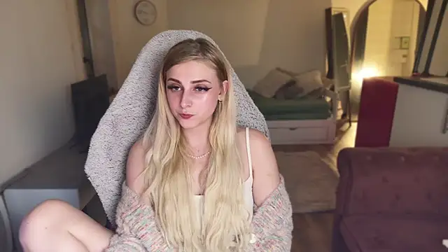 ce leste   online show from February 20, 2025, 8:47 pm