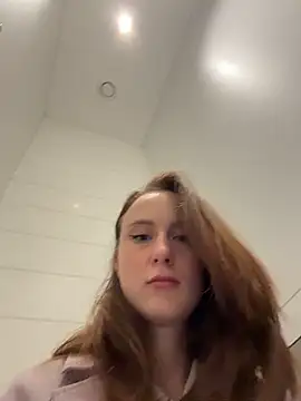 Dina Tease online show from October 3, 2025, 12:46 pm