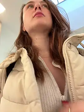 Dina Tease online show from November 21, 2025, 12:15 pm