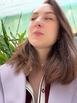 Dina Tease online show from April 7, 2026, 11:21 am