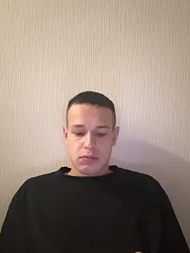 pretty roman online show from April 22, 2026, 3:46 pm