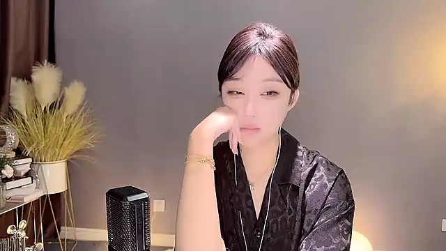 jingling666 online show from January 14, 2025, 5:01 pm