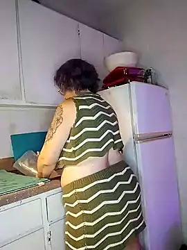 GraceHenderson online show from December 10, 2024, 4:38 pm