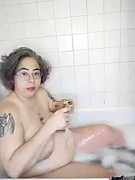 GraceHenderson online show from December 25, 2024, 1:51 pm