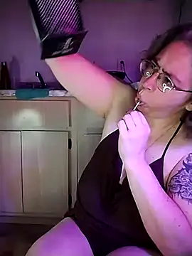 GraceHenderson online show from March 8, 2025, 5:07 am