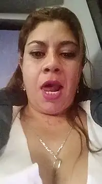 Laura-Hernandez online show from December 27, 2024, 11:21 pm