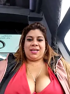 Laura-Hernandez online show from February 11, 2025, 10:50 pm