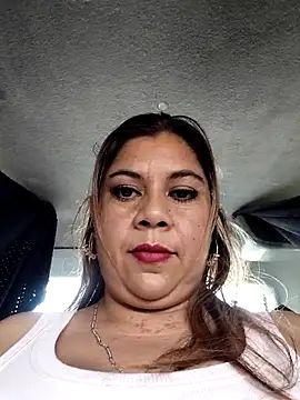 Laura-Hernandez online show from March 7, 2026, 3:53 pm