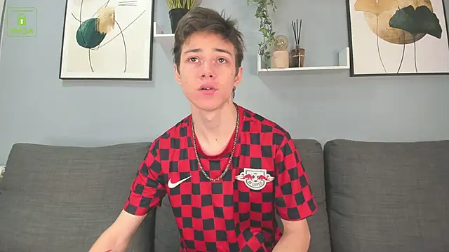 Viego Pattel online show from October 11, 2025, 4:27 pm