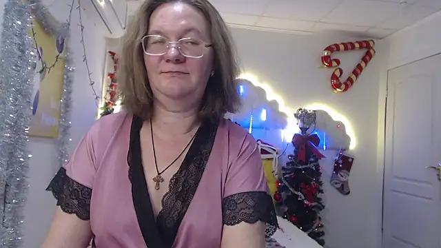 Snapshot of HolyMilfa chatting on January 4, 2025, 11:11 am HolyMilfa online show from January 4, 2025, 11:11 am