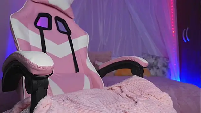 Lilou albrecht online show from March 30, 2026, 12:06 pm