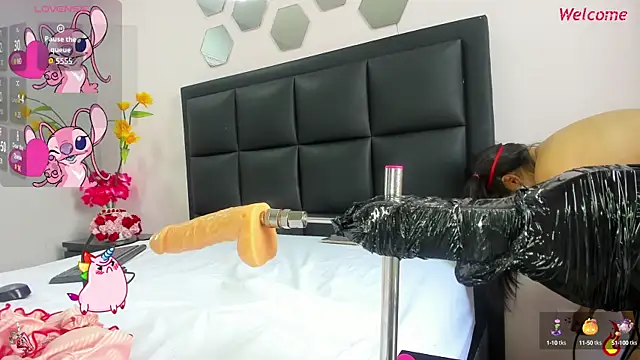 Snapshot of Catalina_Jonex chatting on October 14, 2025, 8:53 pm Catalina Jonex online show from October 14, 2025, 8:53 pm