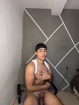 Snapshot of Diegobaby-18 chatting on April 13, 2026, 7:30 pm Diegobaby-18 online show from April 13, 2026, 7:30 pm