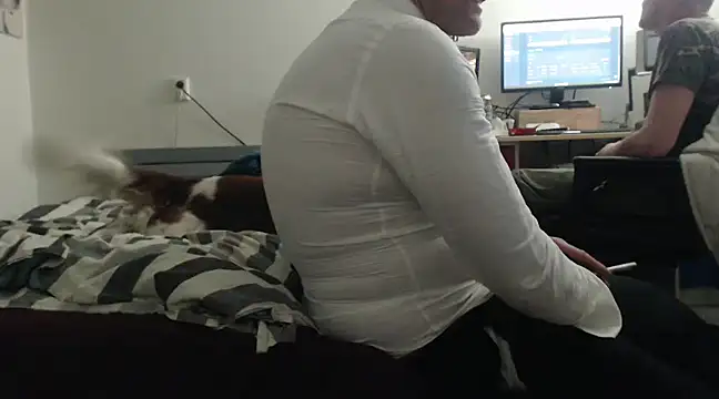 Snapshot of mikeythebestsucker chatting on December 25, 2024, 10:48 pm mikeythebestsucker online show from December 25, 2024, 10:48 pm