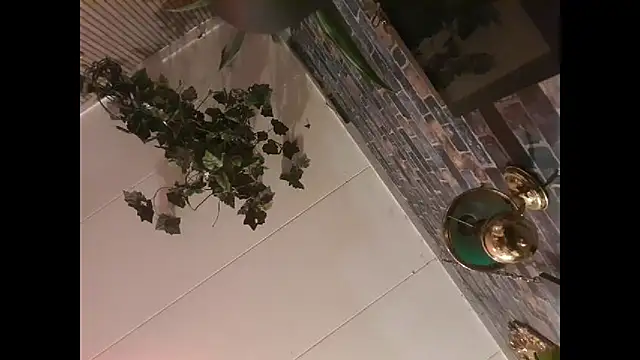 Snapshot of mikeythebestsucker chatting on October 29, 2025, 10:06 am mikeythebestsucker online show from October 29, 2025, 10:06 am