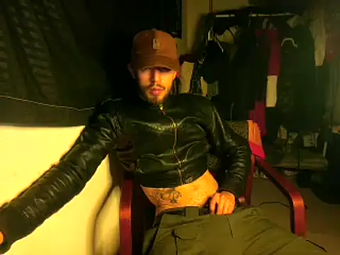 Aaronkiller online show from January 9, 2025, 3:04 am