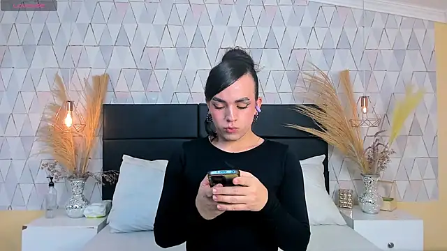 JustinePerry online show from March 28, 2026, 4:34 am