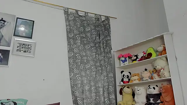 megan 100 online show from February 9, 2026, 4:33 pm