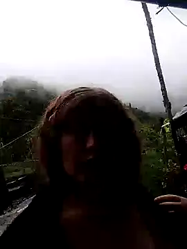 Snapshot of Mia_fooxx_ chatting on December 7, 2024, 2:57 pm Mia fooxx online show from December 7, 2024, 2:57 pm