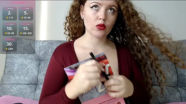 Snapshot of Mia_fooxx_ chatting on February 5, 2025, 12:38 pm Mia fooxx online show from February 5, 2025, 12:38 pm