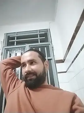 Snapshot of beardken chatting on April 14, 2026, 9:43 pm beardken online show from April 14, 2026, 9:43 pm