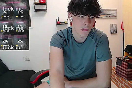 Angelo-cianuro- online show from November 30, 2025, 11:20 pm