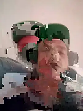 Snapshot of sexsuchti80 chatting on February 27, 2025, 11:10 am sexsuchti80 online show from February 27, 2025, 11:10 am