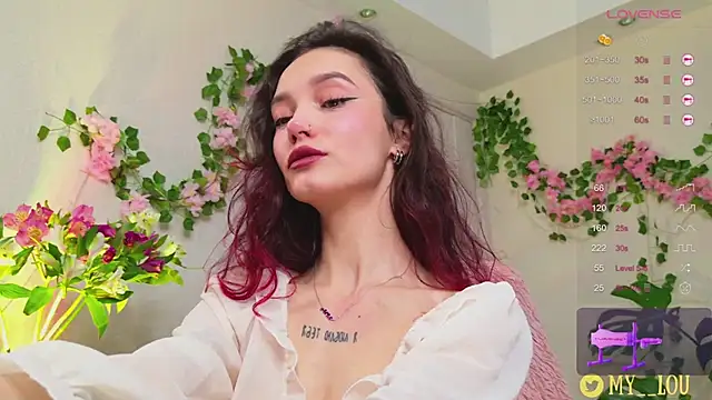 MyLou  online show from March 2, 2025, 3:16 pm