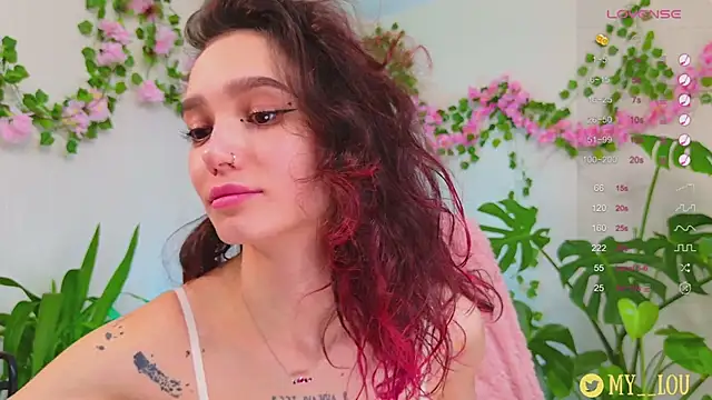 MyLou  online show from March 22, 2025, 3:42 pm