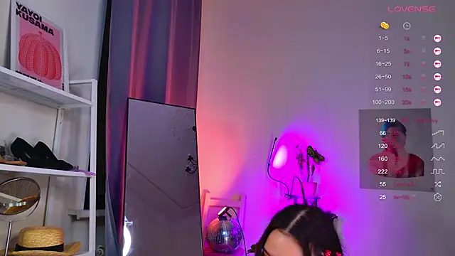 MyLou  online show from December 16, 2025, 3:17 pm