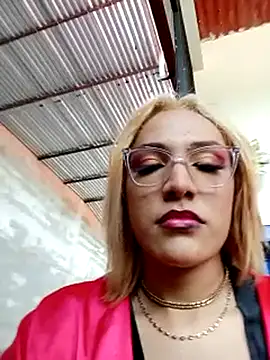 alexandra lorens online show from March 13, 2025, 7:50 pm