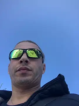 Snapshot of Lovely_milk chatting on February 28, 2025, 11:14 am Lovely milk online show from February 28, 2025, 11:14 am