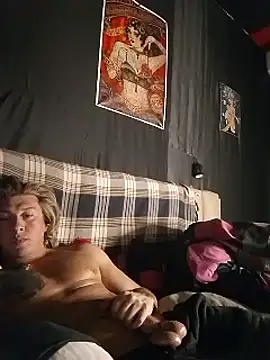 Snapshot of Lovely_milk chatting on March 9, 2025, 6:21 pm Lovely milk online show from March 9, 2025, 6:21 pm