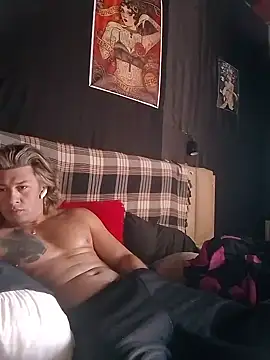 Snapshot of Lovely_milk chatting on March 12, 2025, 9:55 am Lovely milk online show from March 12, 2025, 9:55 am