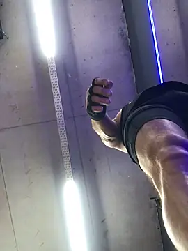 Snapshot of Lovely_milk chatting on March 19, 2025, 12:45 pm Lovely milk online show from March 19, 2025, 12:45 pm