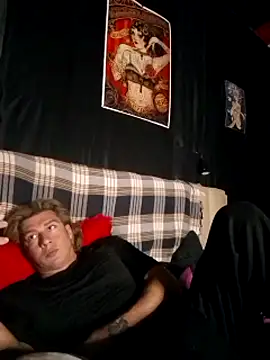 Snapshot of Lovely_milk chatting on March 19, 2025, 6:55 pm Lovely milk online show from March 19, 2025, 6:55 pm