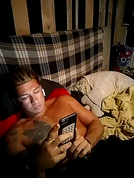 Snapshot of Lovely_milk chatting on October 28, 2025, 8:11 pm Lovely milk online show from October 28, 2025, 8:11 pm