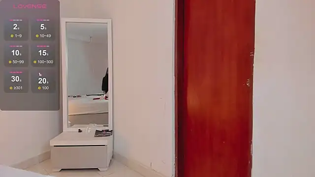 Alhana pulido online show from December 10, 2024, 1:54 am