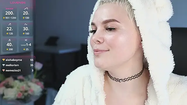 LikaBerry1 online show from February 11, 2025, 11:12 pm