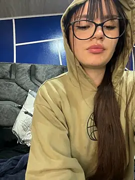 angel natural online show from February 24, 2025, 10:25 pm