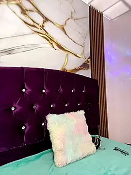 angel natural online show from November 3, 2025, 8:10 pm