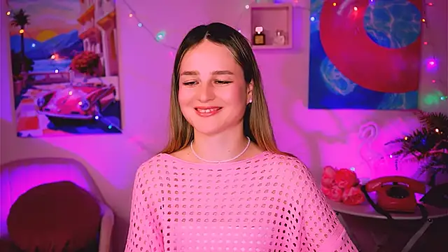 Snapshot of DeboraLarson chatting on January 5, 2025, 10:10 am DeboraLarson online show from January 5, 2025, 10:10 am