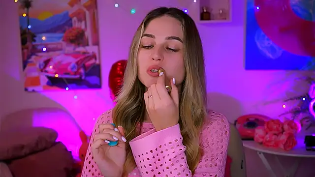 Snapshot of DeboraLarson chatting on February 23, 2025, 8:28 am DeboraLarson online show from February 23, 2025, 8:28 am