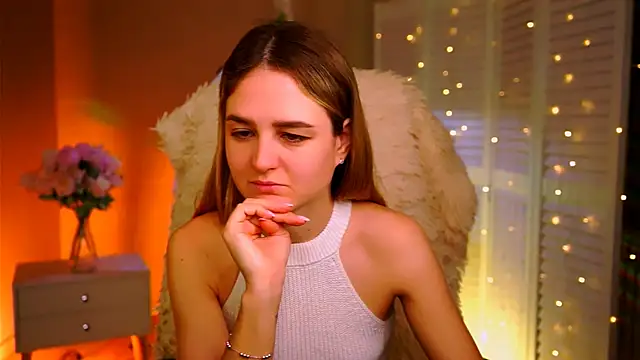 DeboraLarson online show from February 10, 2026, 3:32 am